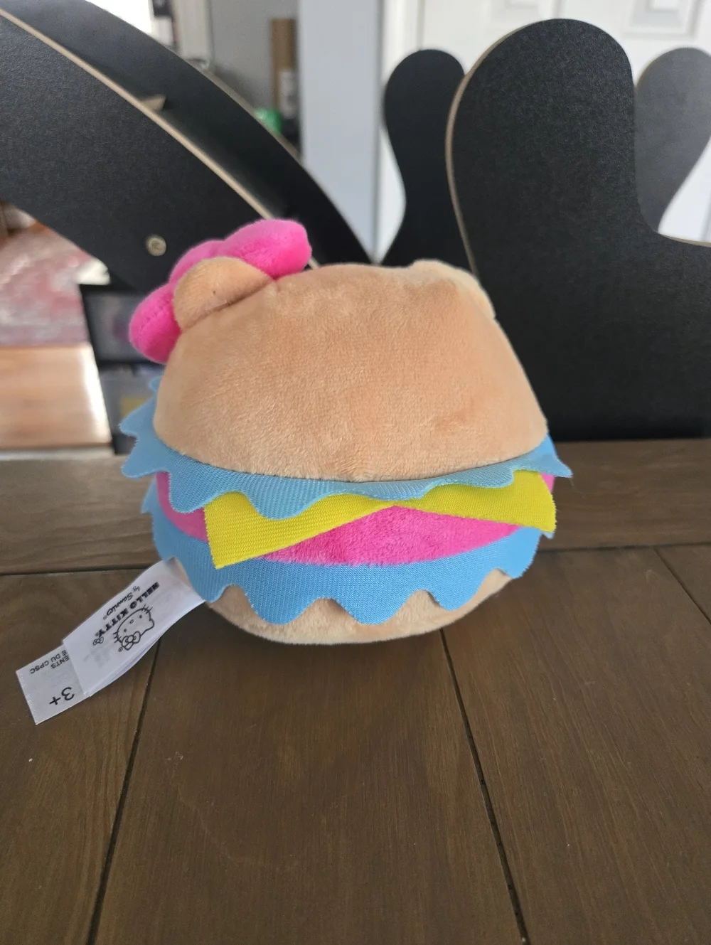 Cute Kawaii Sanrio Plush Hello Kitty Burger Toy with Pink Bow